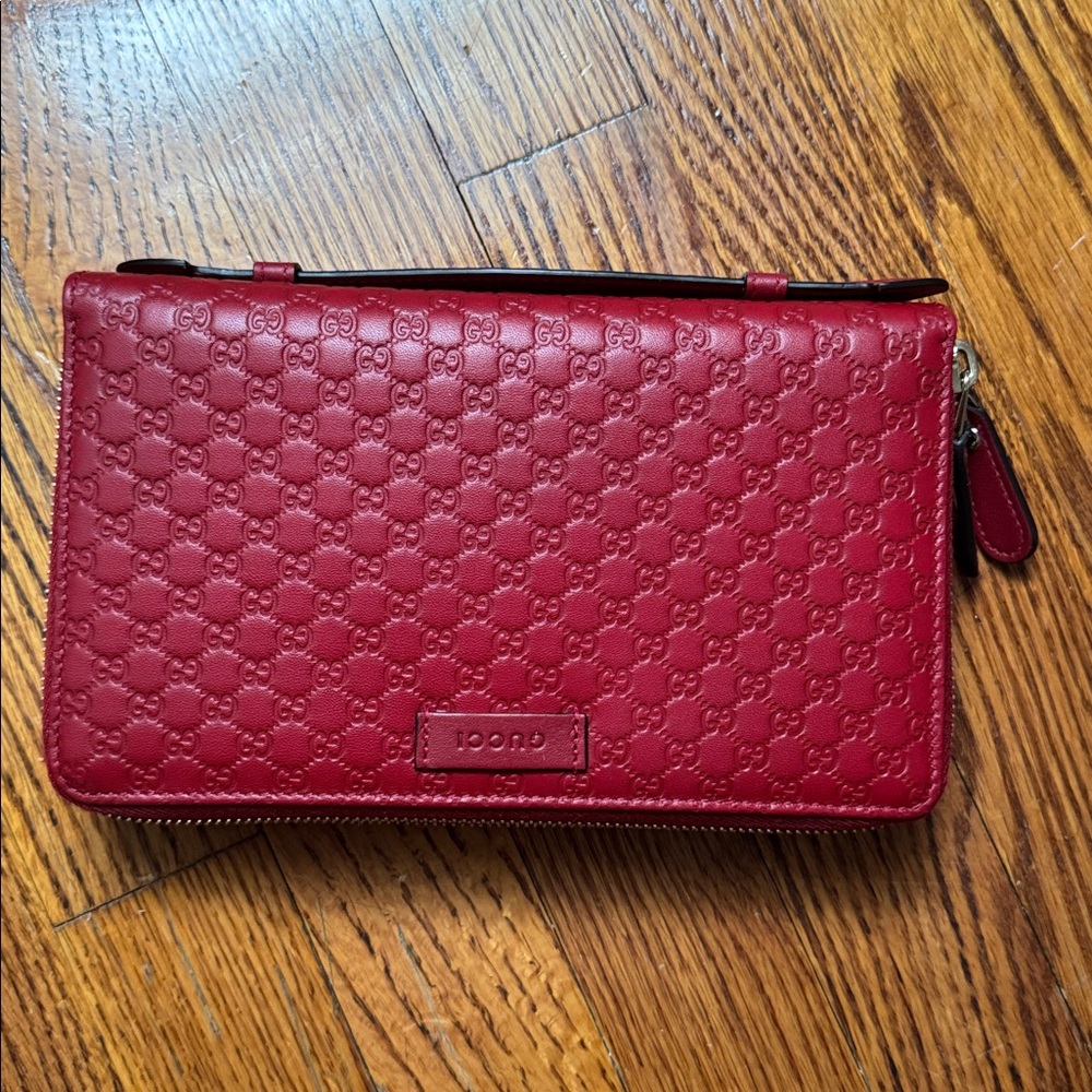 Microguccissima red leather wallet/organizer. BRAND NEW WITH TAGS
